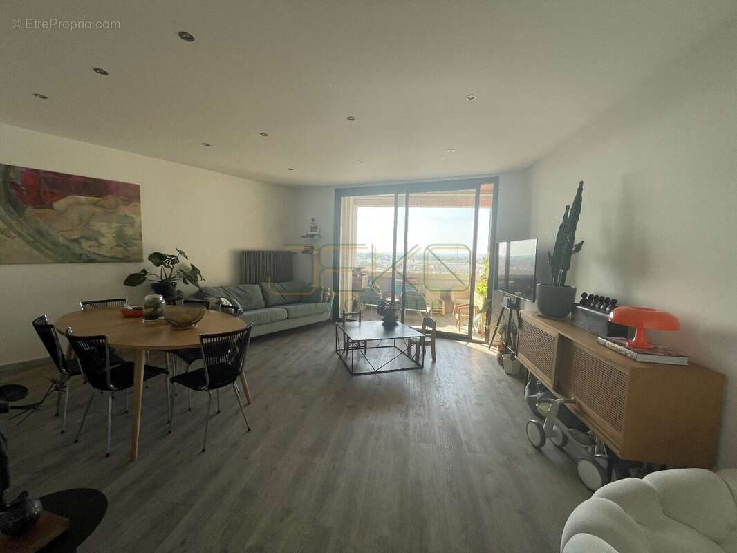 Appartement à NIMES