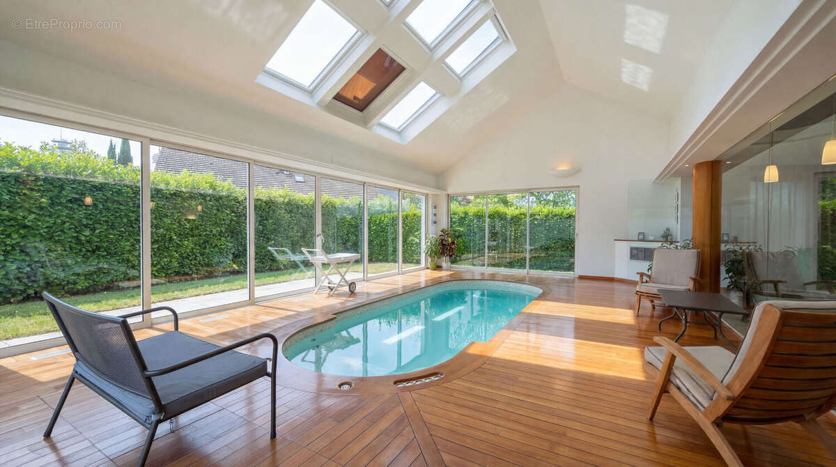 Maison à CHAMBRAY-LES-TOURS