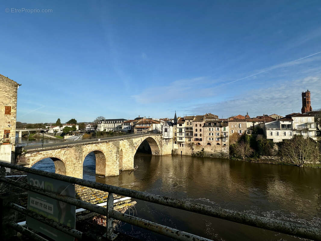 Commerce à VILLENEUVE-SUR-LOT