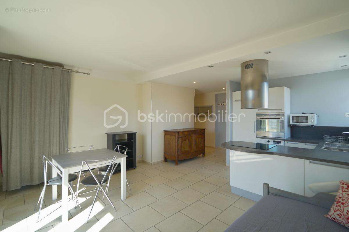 T2 lumineux en hyper-centre avec vue montagnes et balcon - photo 8