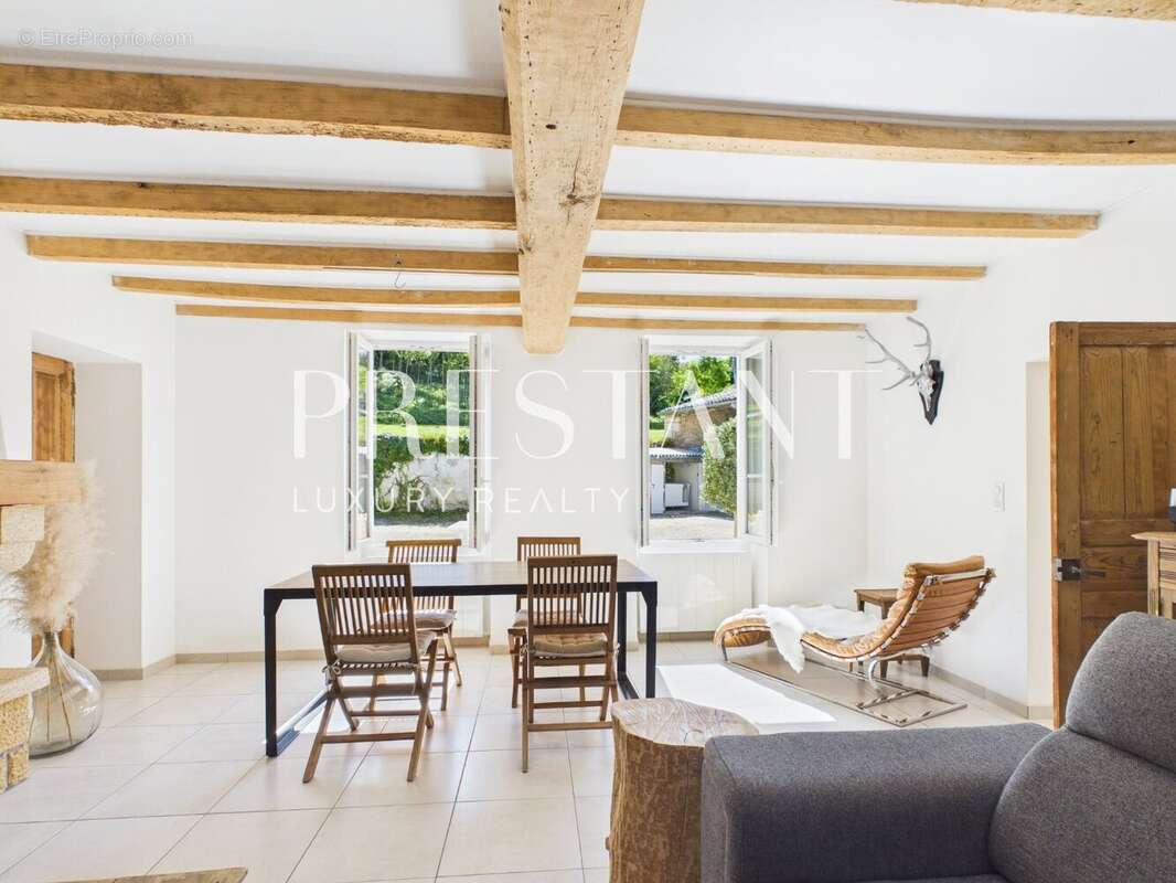 Maison à SAINT-BRICE