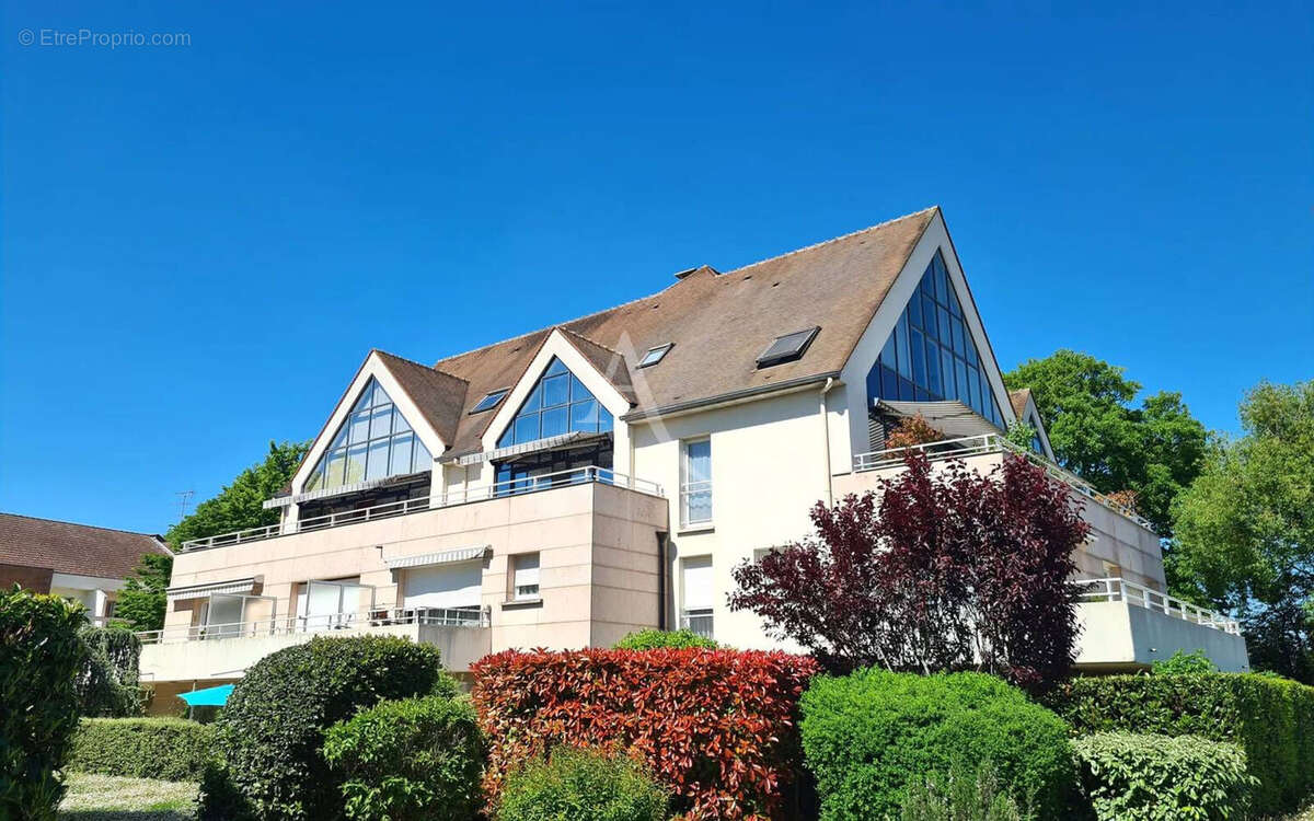 Appartement à OZOIR-LA-FERRIERE