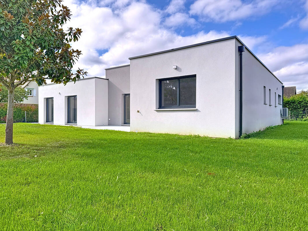 Maison à SAINT-AUBIN-CELLOVILLE