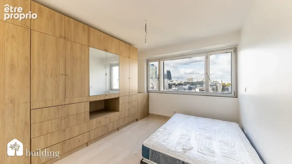 A vendre - Courbevoie Front de Seine - Appartement 5 pièces de 155,63 m² - photo 9