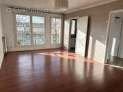 Appartement à SAINT-LEU-D'ESSERENT