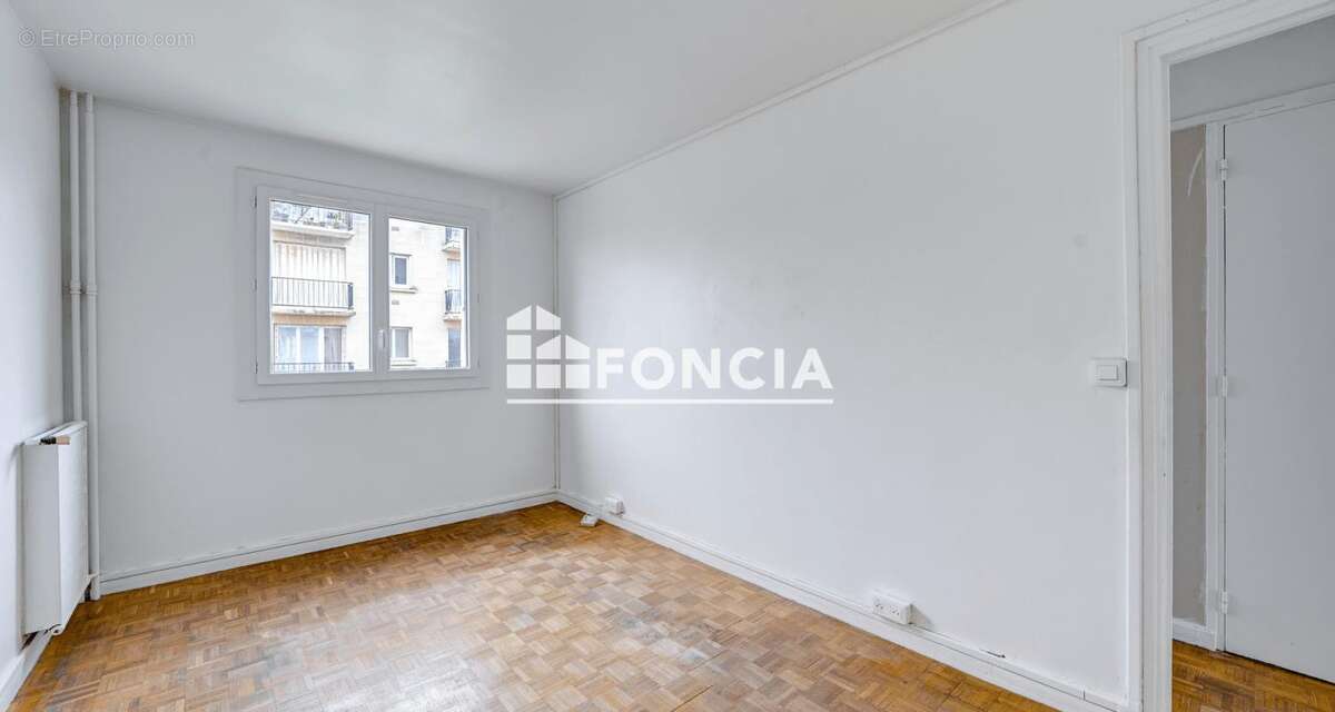 Appartement à SAINT-MAUR-DES-FOSSES