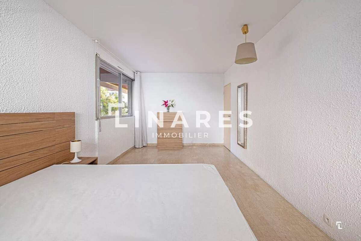 Appartement à MARSEILLE-7E