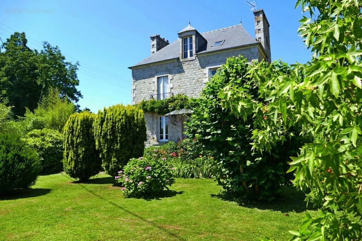 Maison à PLOUER-SUR-RANCE