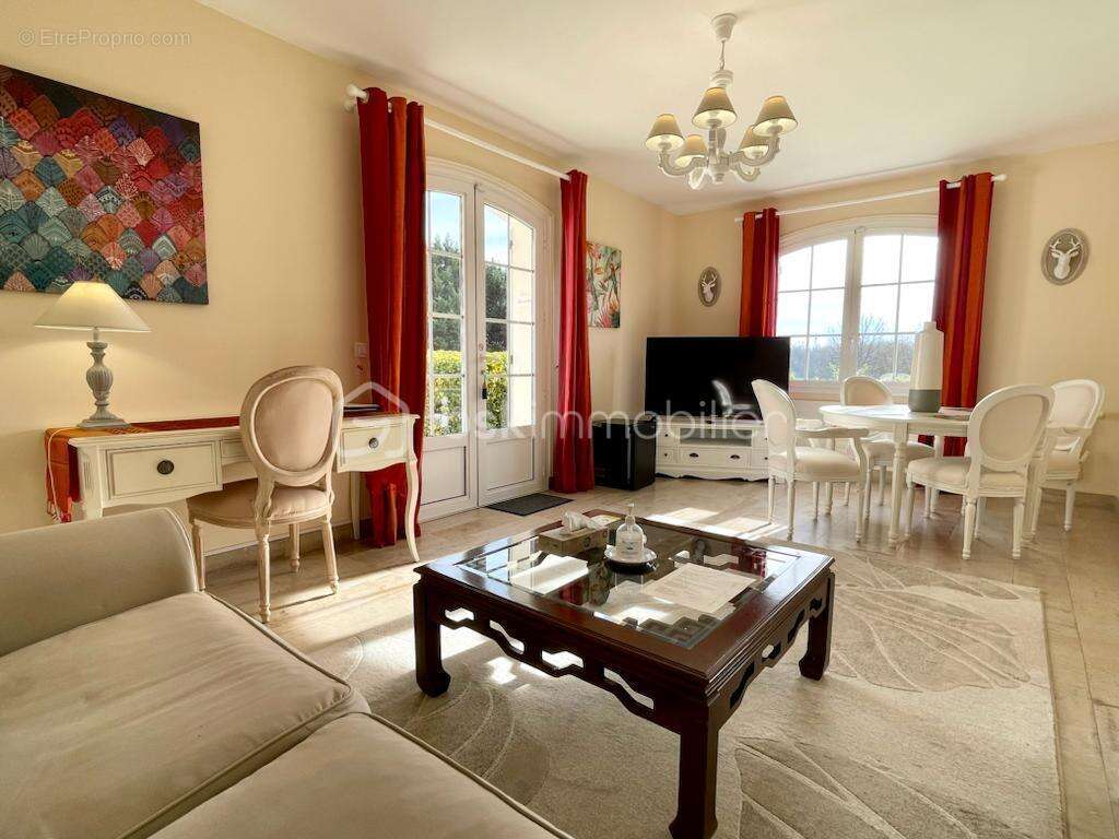 Domaine d’exception sur 2,4 hectares avec 3 habitations, piscine et étangs — 30 min Paris - photo 11