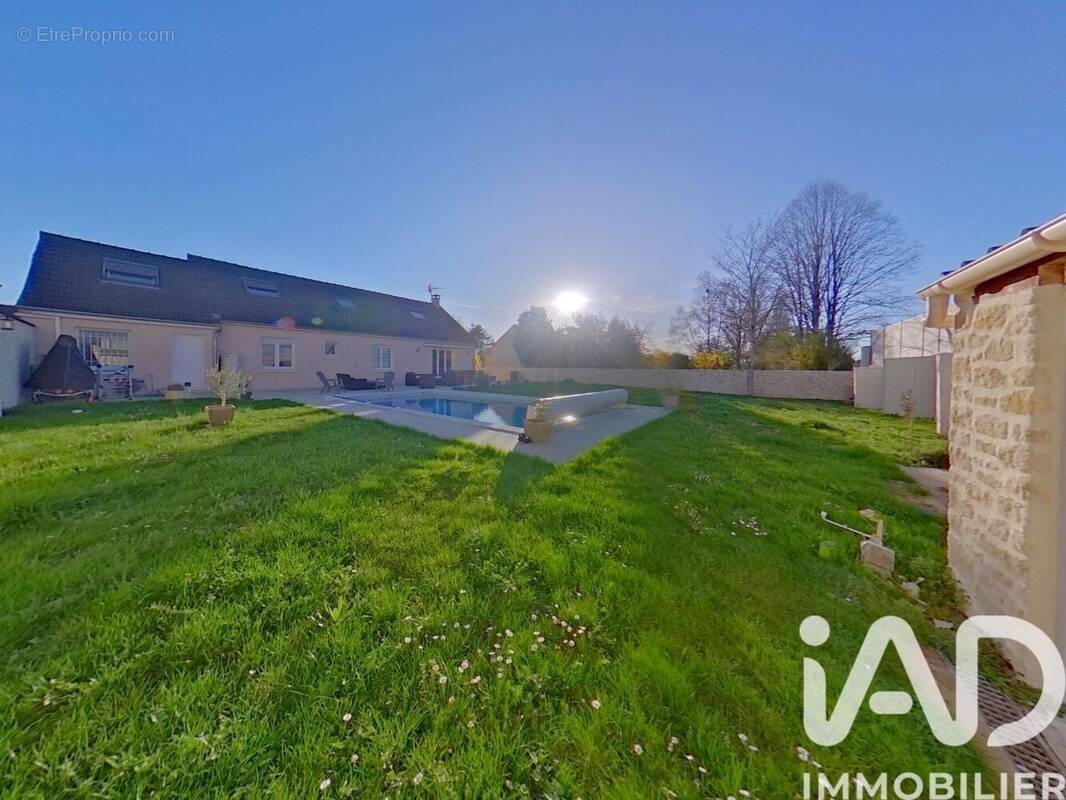 Photo 1 - Maison à LA FERTE-ALAIS