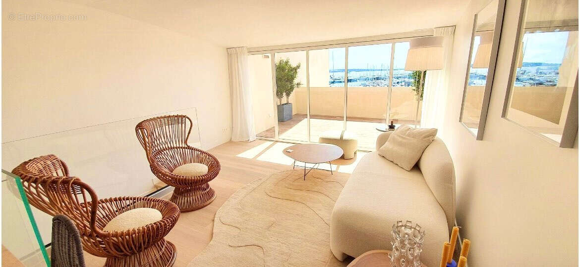 Appartement à CANNES