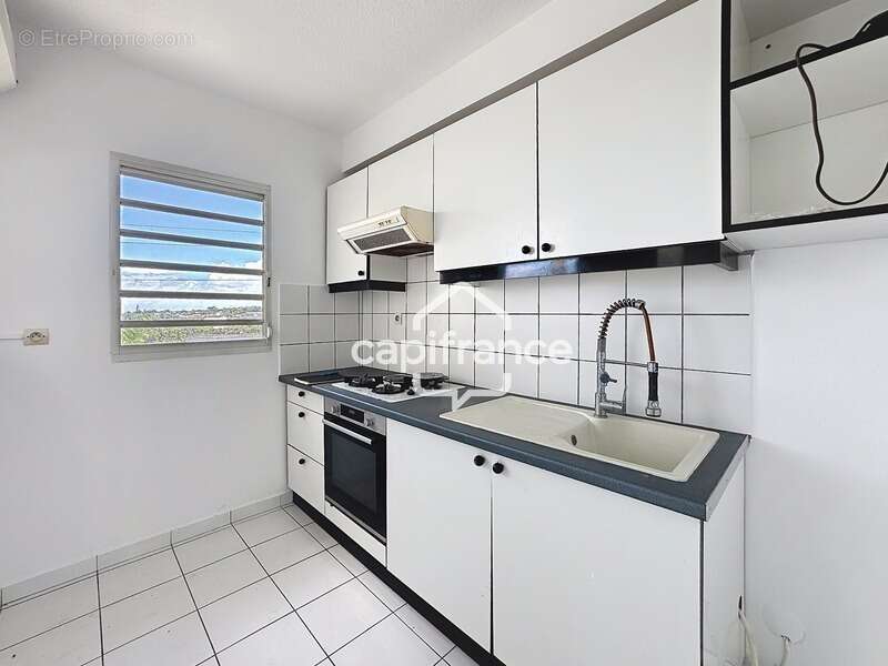 Appartement à BAIE-MAHAULT