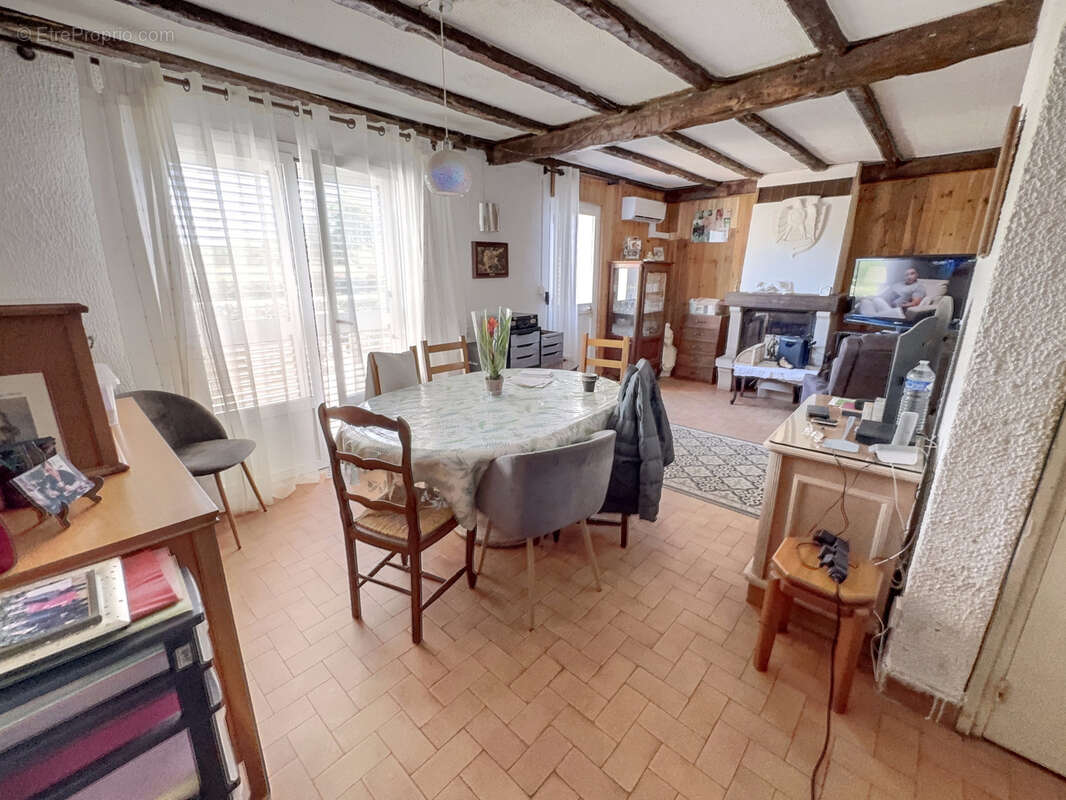 Appartement à TAGLIO-ISOLACCIO