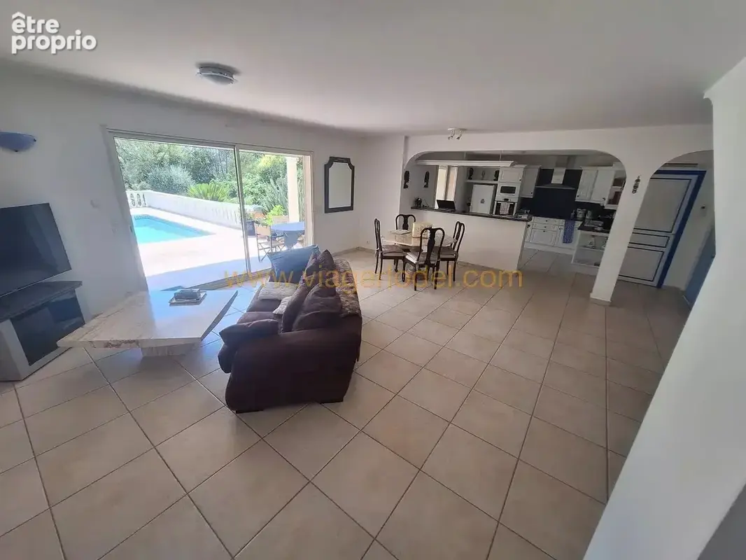 Réf. 10173 - viager sans rente, frejus (83), tour de mare, 7mns du bord de mer - photo 6