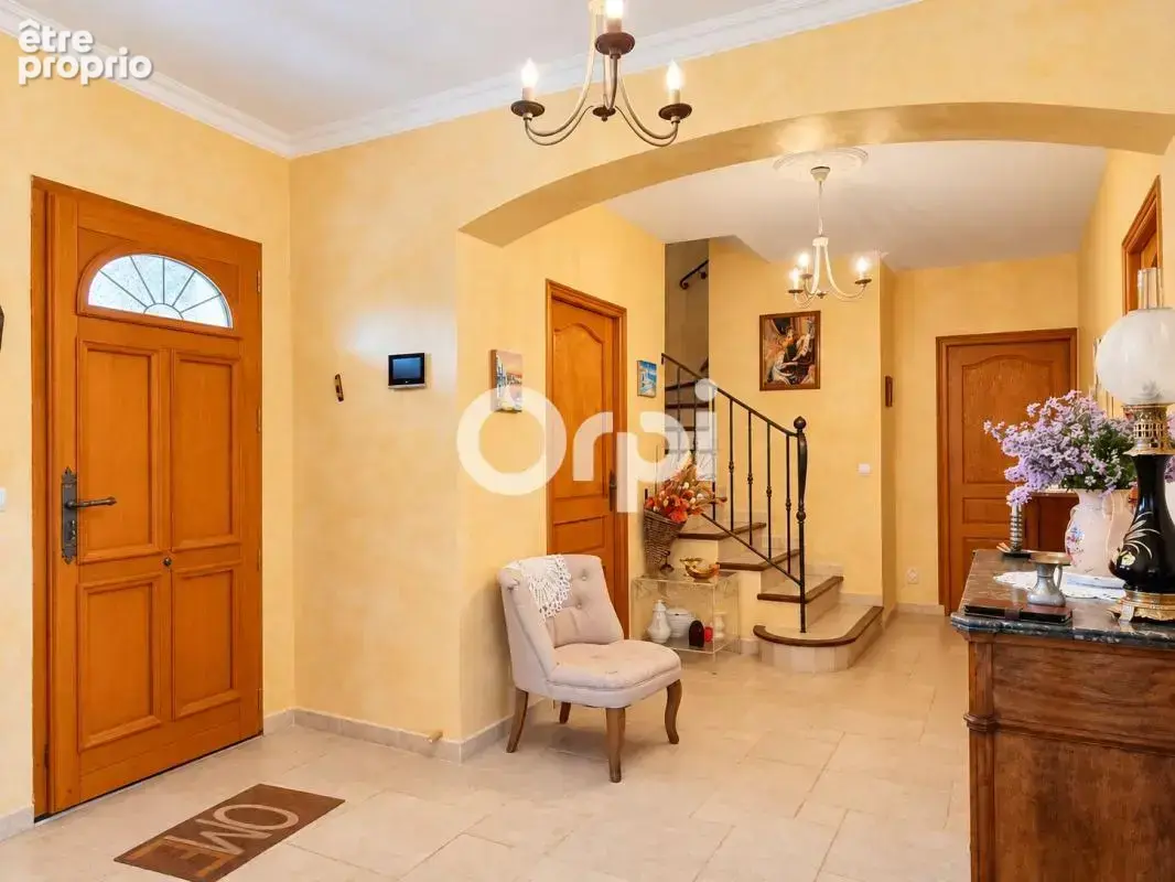Saint-Christol-lès-Alès – Villa de 247 m² – 6 chambres  Vue Cévennes - photo 15