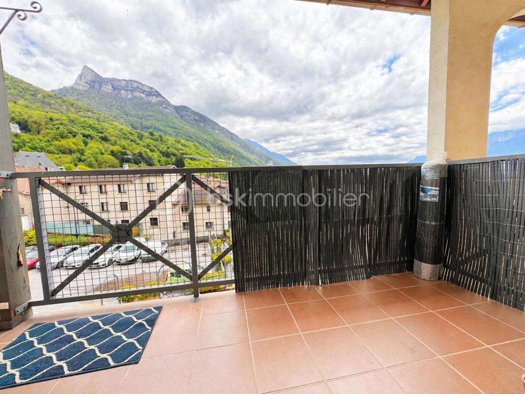 Appartement en duplex avec garage sur la commune de Voreppe - photo 2