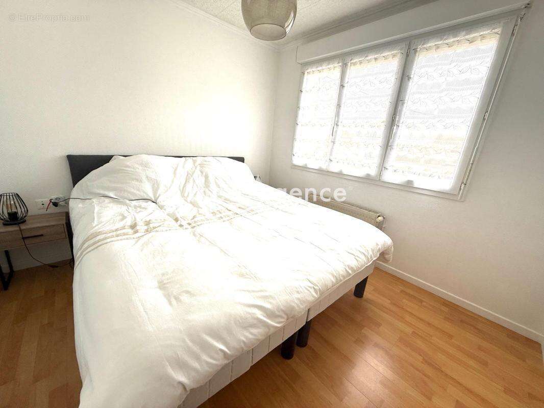 Maison sur sous-sol avec jardin à Véron - photo 5