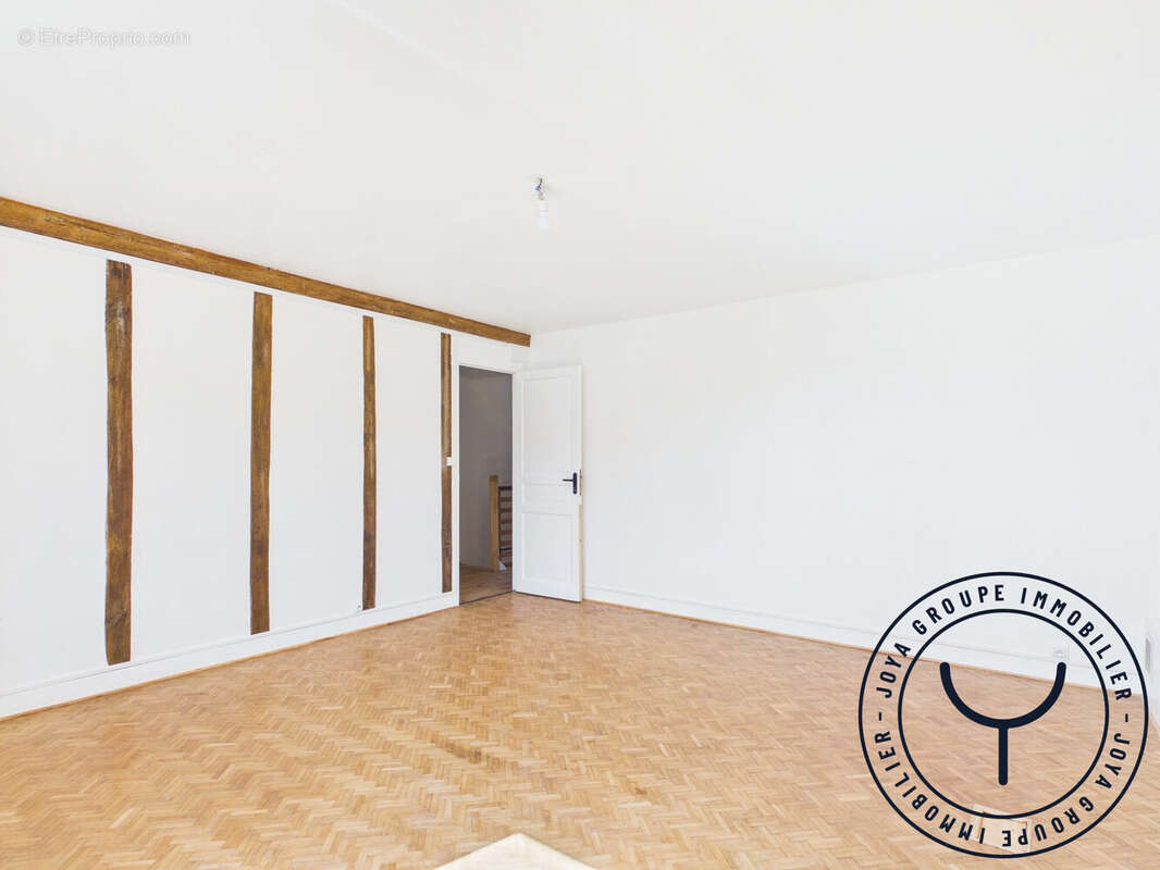 Maison 6 pièces 141 m² à vendre à Pars-Les-Romilly (10100) - photo 9