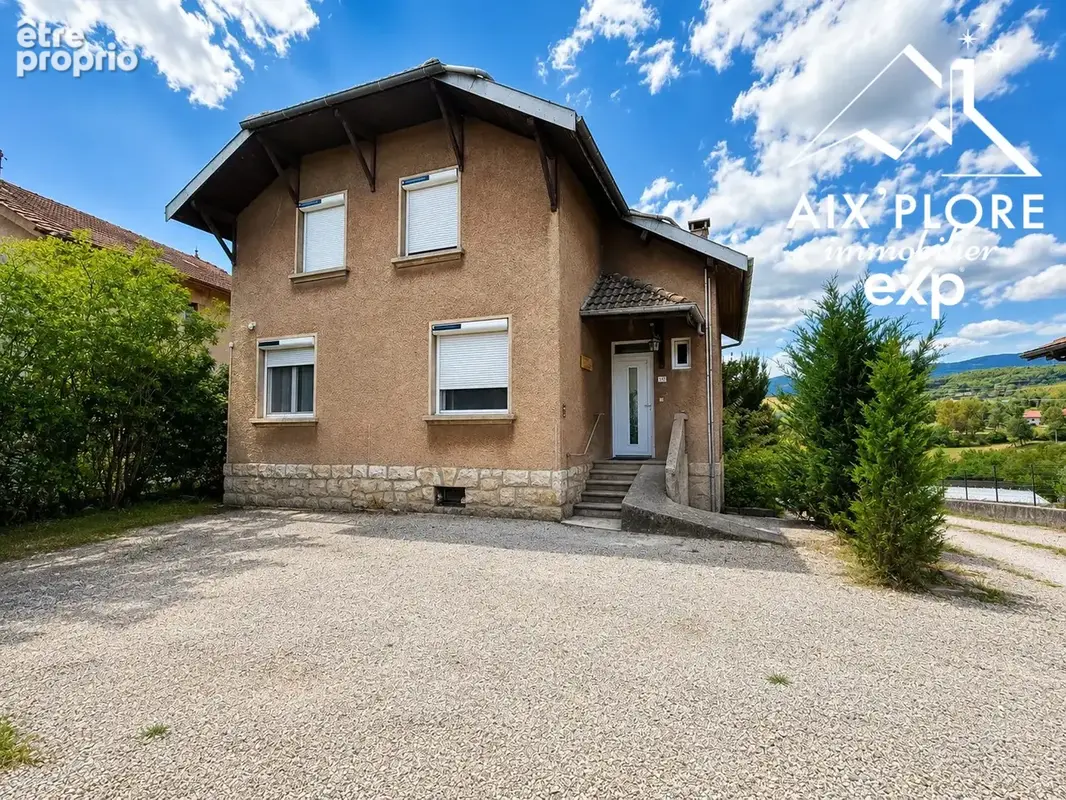 Maison à LANCRANS