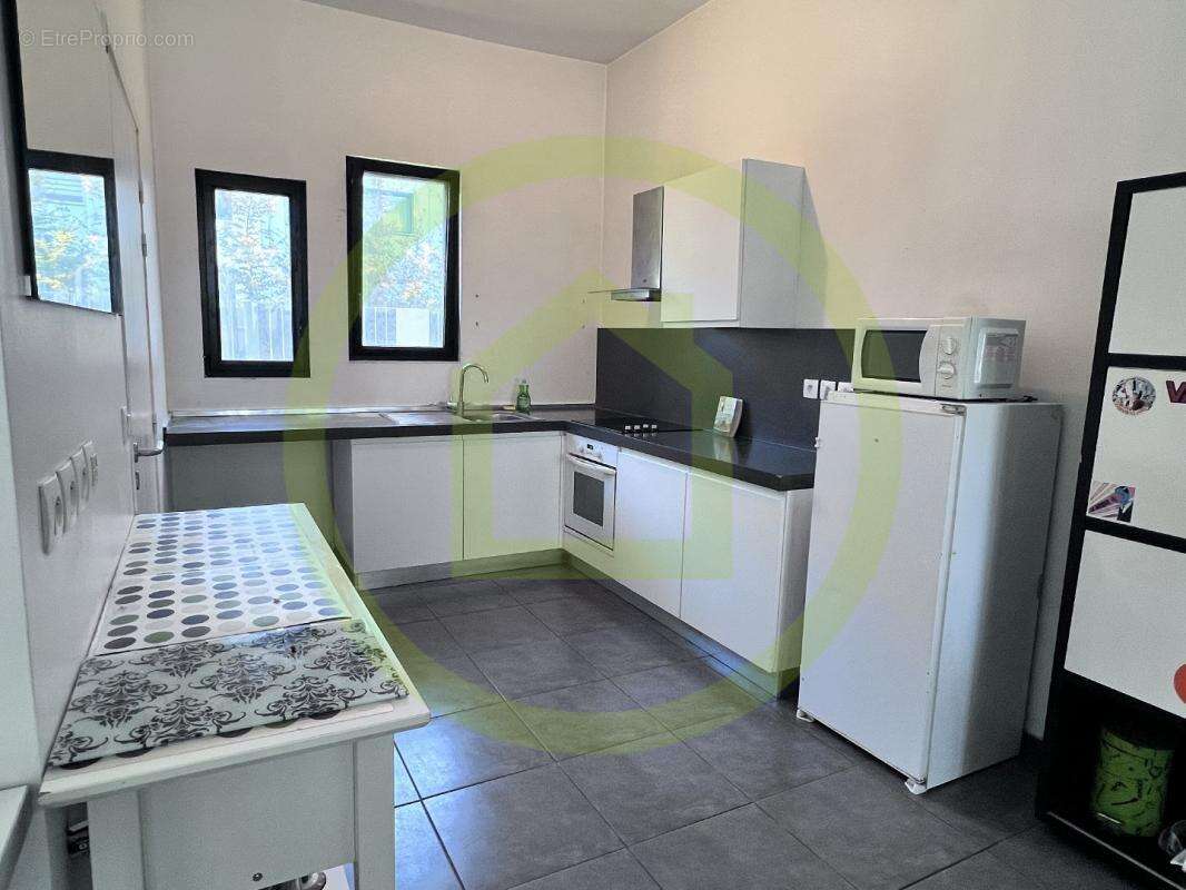 Maison à LES RUES-DES-VIGNES