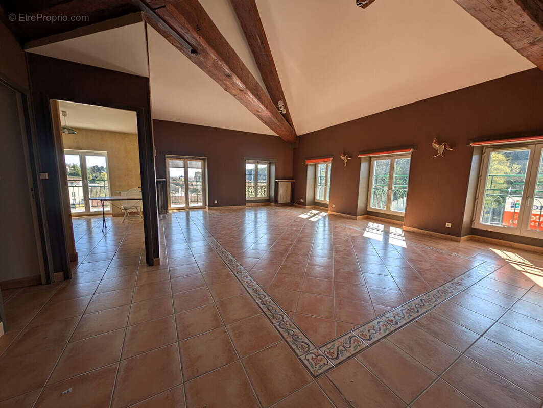 Appartement à SAINT-PERAY