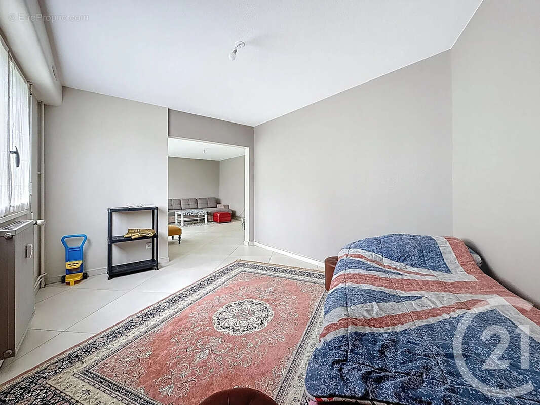 Appartement à QUETIGNY