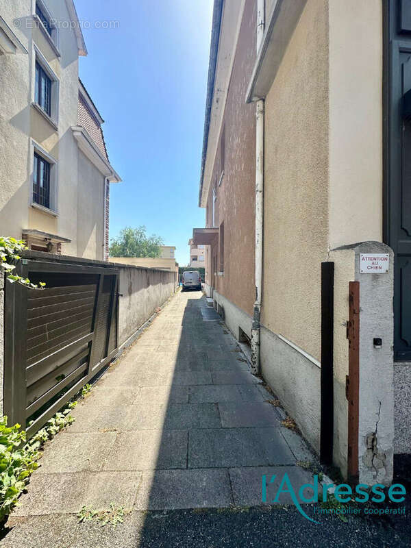 Maison 350 m² à Colmar  - photo 7
