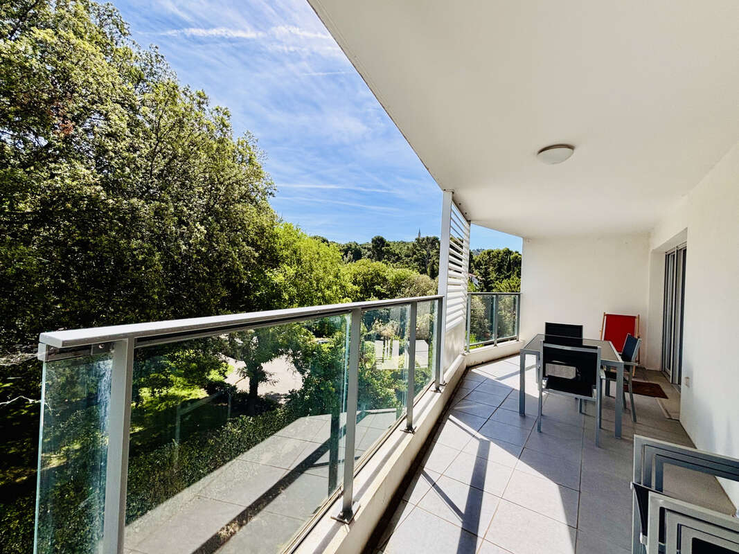 Appartement à MARSEILLE-9E