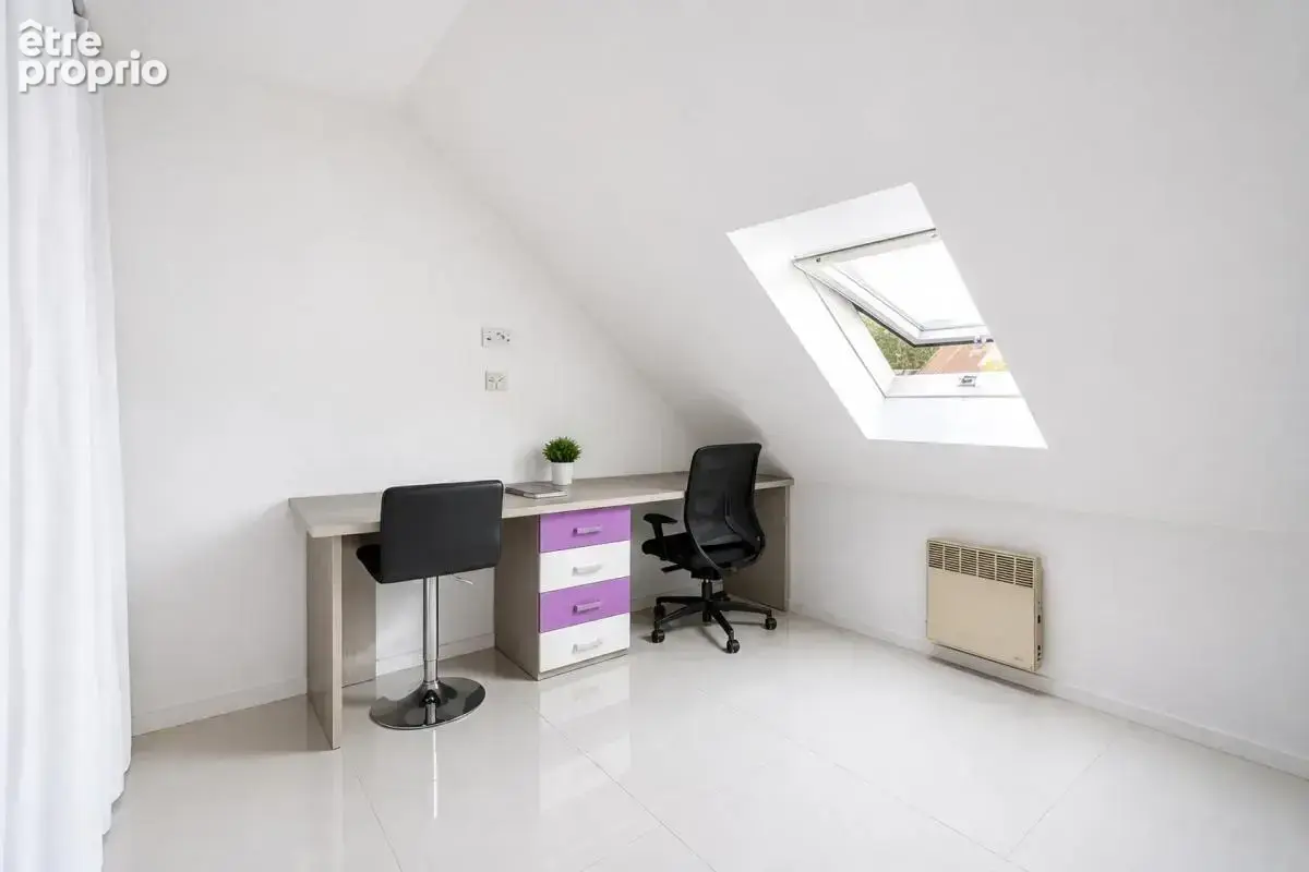 Maison de 6 pièces de 100 m² à Ézy-sur-Eure - photo 12