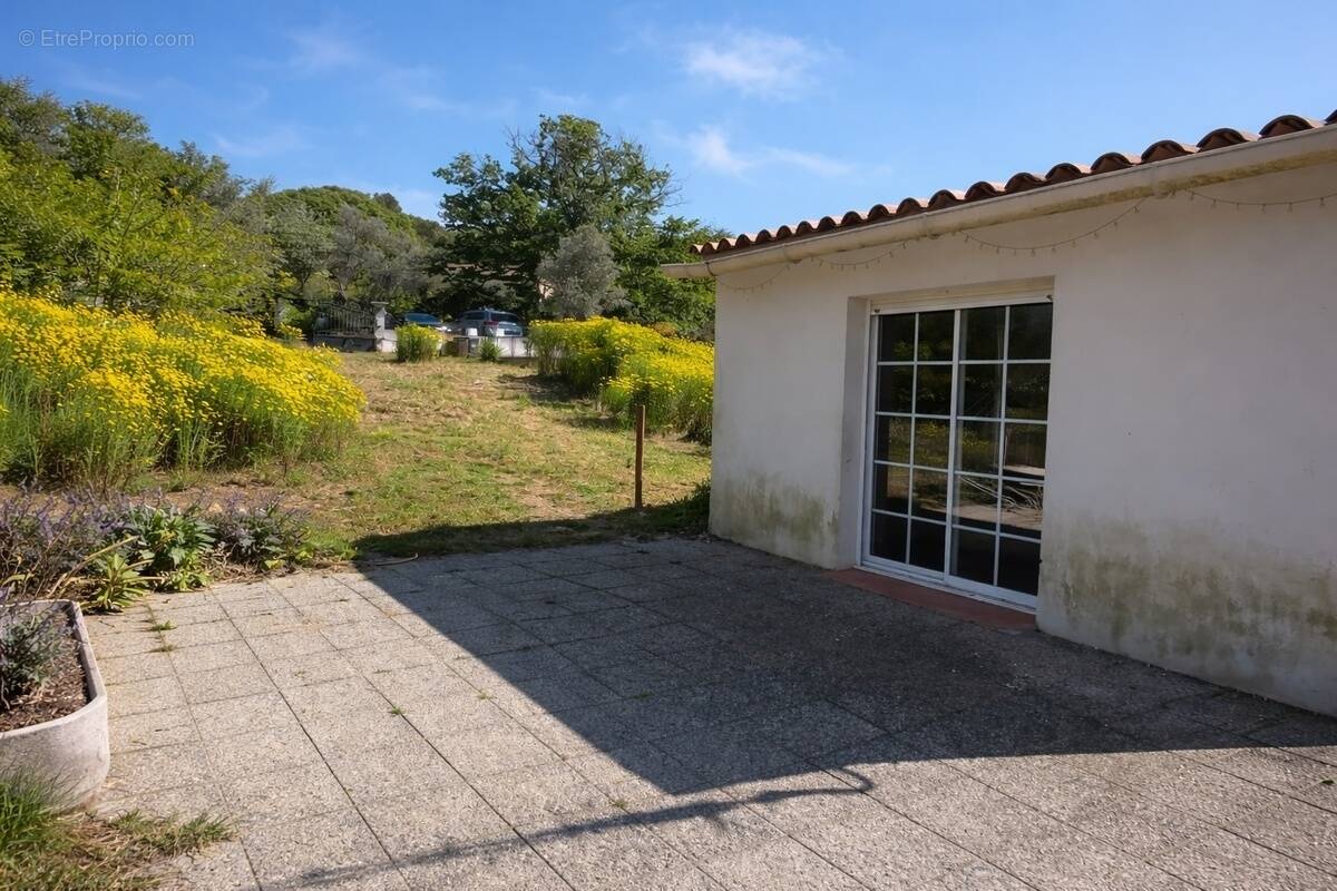 Maison à SIX-FOURS-LES-PLAGES