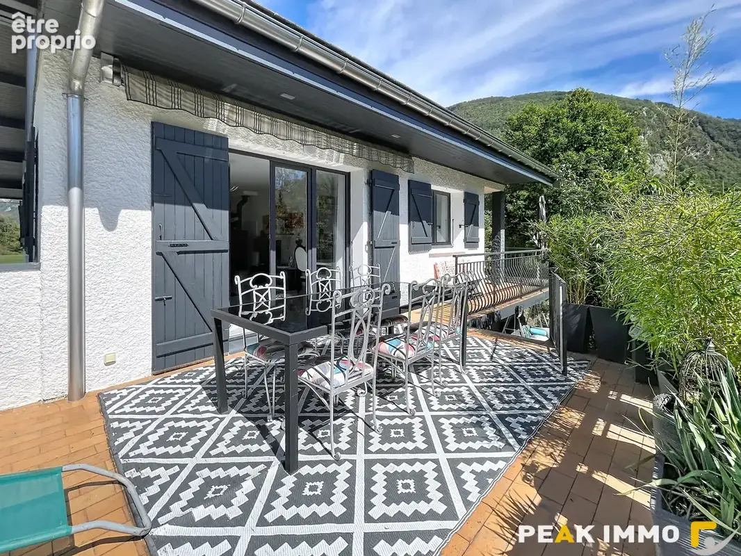 A vendre maison rénovée   Terrain de 2 841 m2 piscinable   Vue montagnes   Secteur Verthier - photo 12