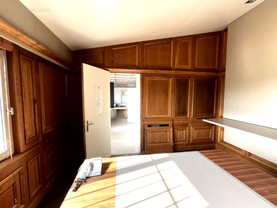 Commerce à CHAVEYRIAT