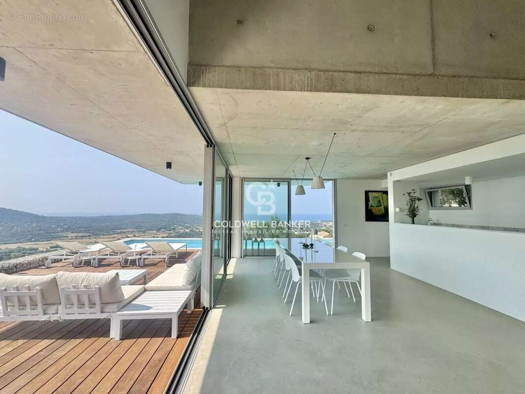 Maison à L'ILE-ROUSSE