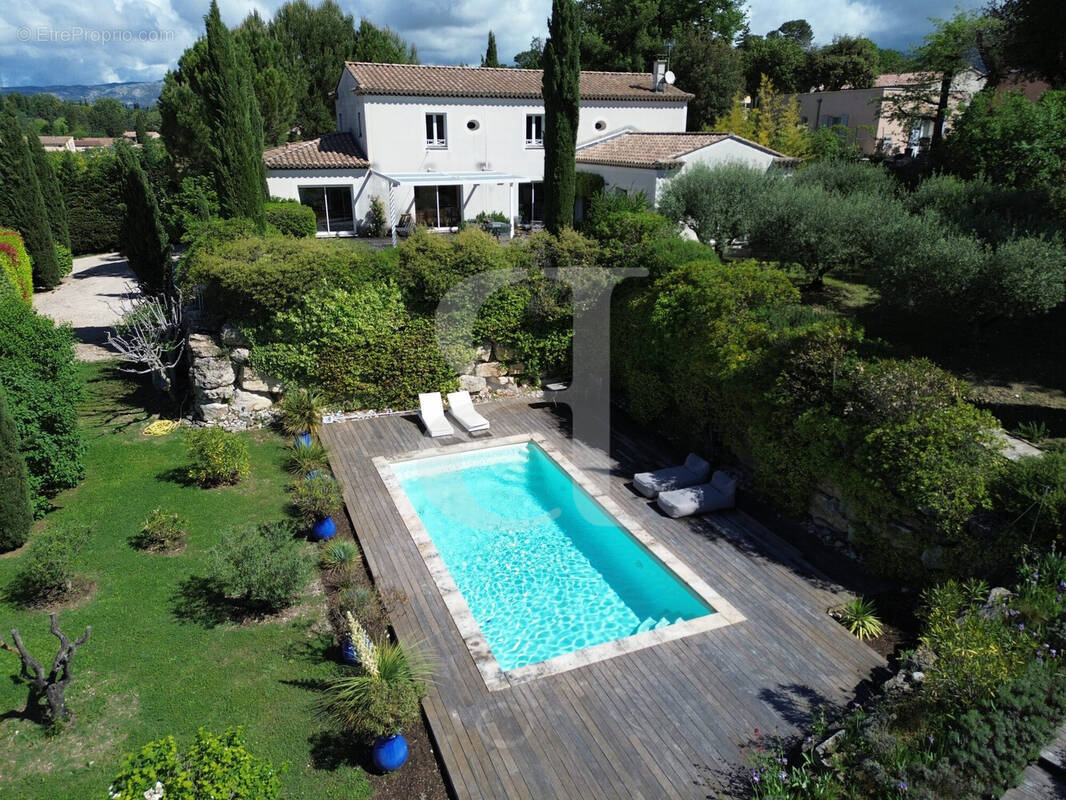 Maison à MORMOIRON