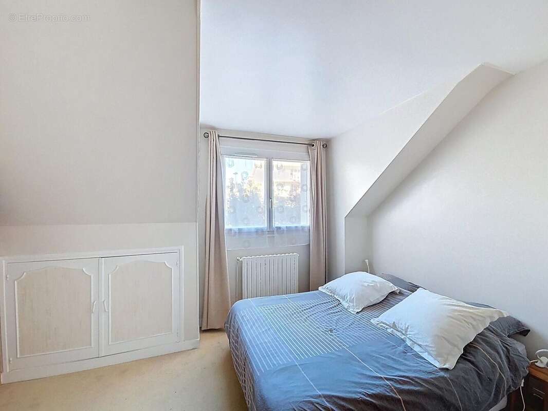 Photo 3 - Maison à RUEIL-MALMAISON