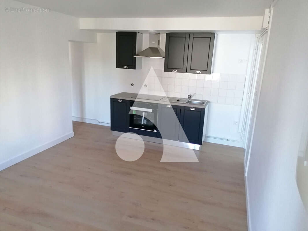 Appartement à MONTCEAU-LES-MINES