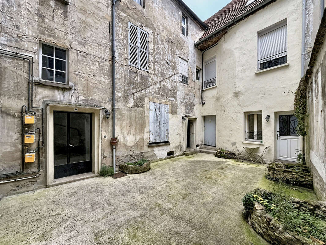 Appartement à COULOMMIERS