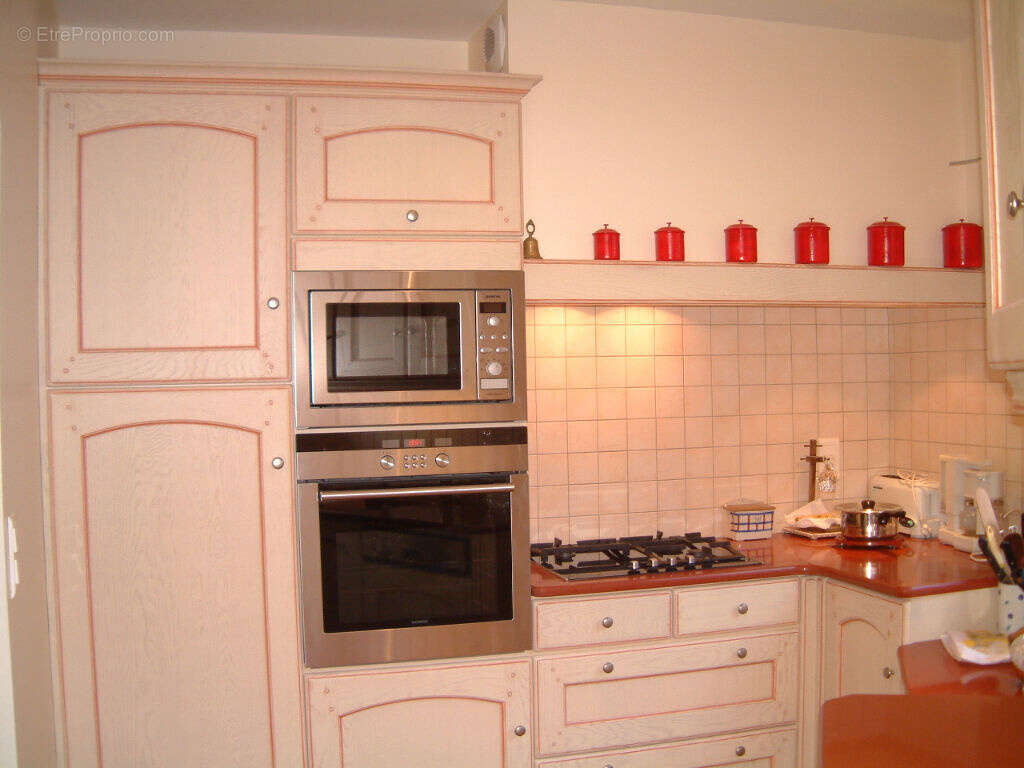 Maison à LACAPELLE-BIRON