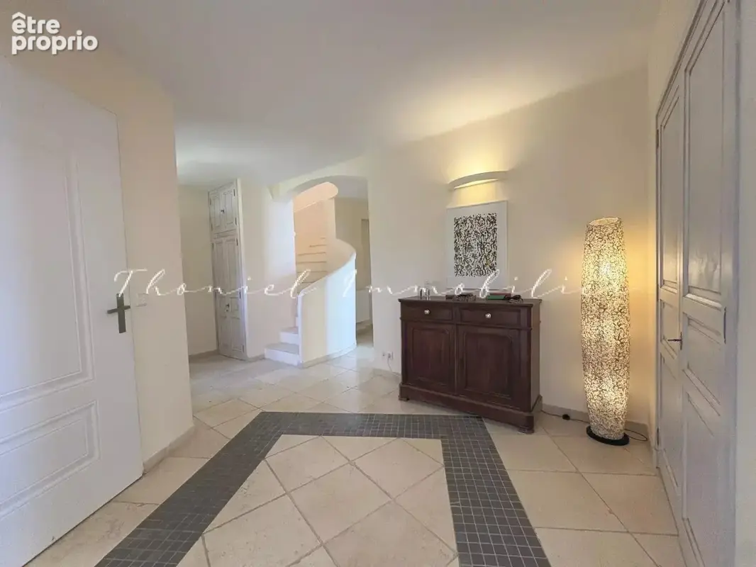 Villa avec vue exceptionnelle à vendre à La Garde Freinet - photo 7