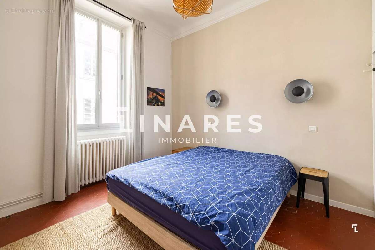 Appartement à MARSEILLE-6E