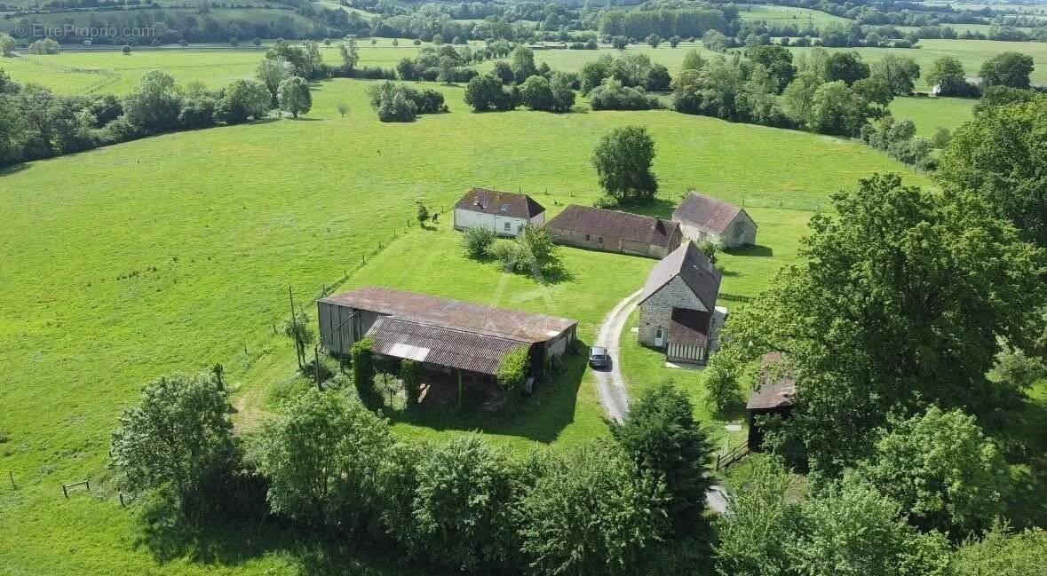 Maison à LE PIN-AU-HARAS