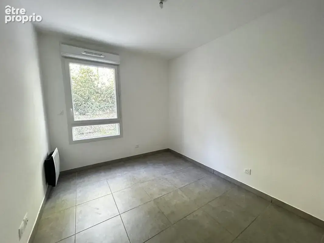 MARSEILLE 9ème - T4  jardin privatif 3 chambres - photo 16