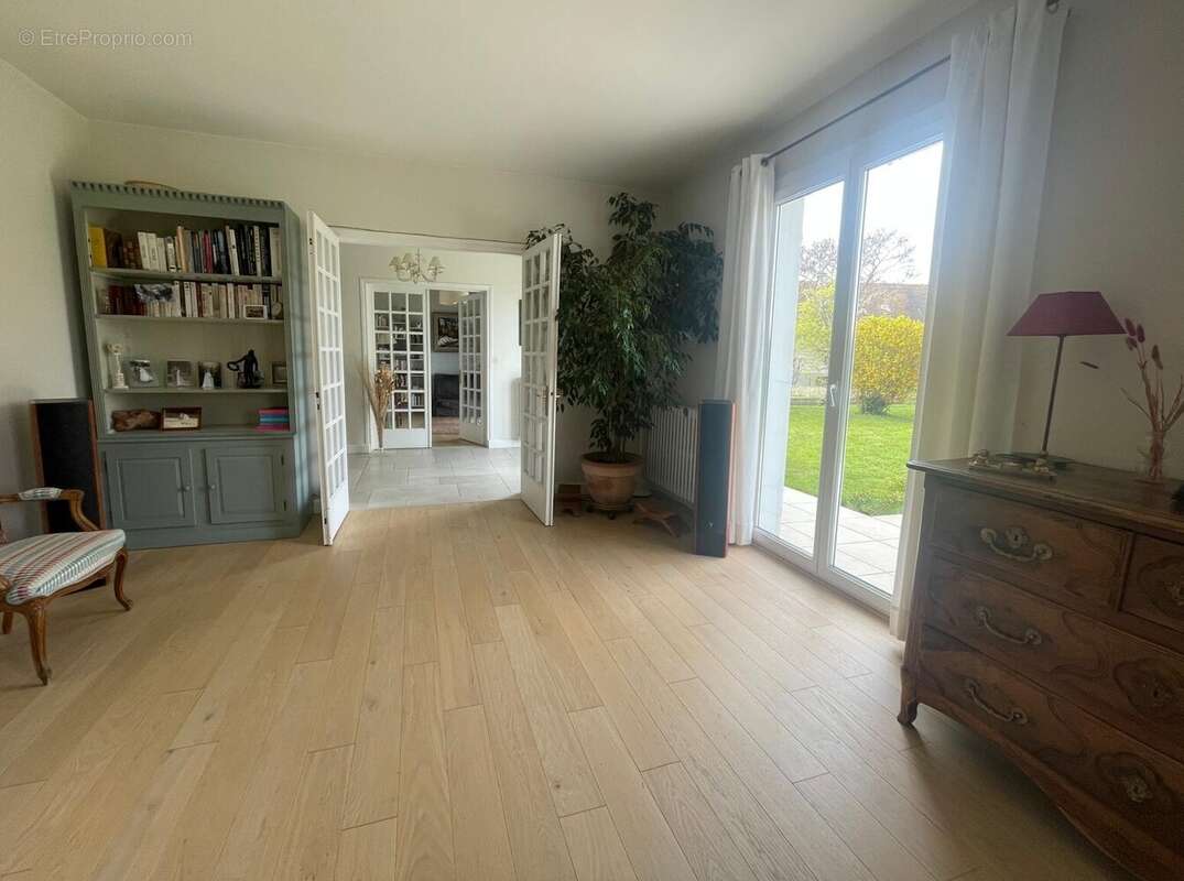 Maison à SAINT-DOULCHARD