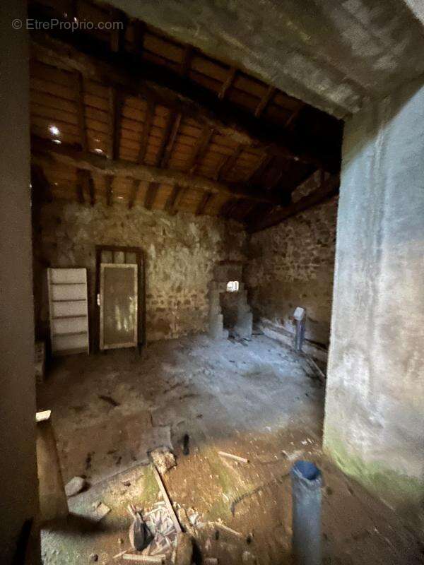 Maison à vendre 2 pièces BESSINES SUR GARTEMPE (87) - photo 12