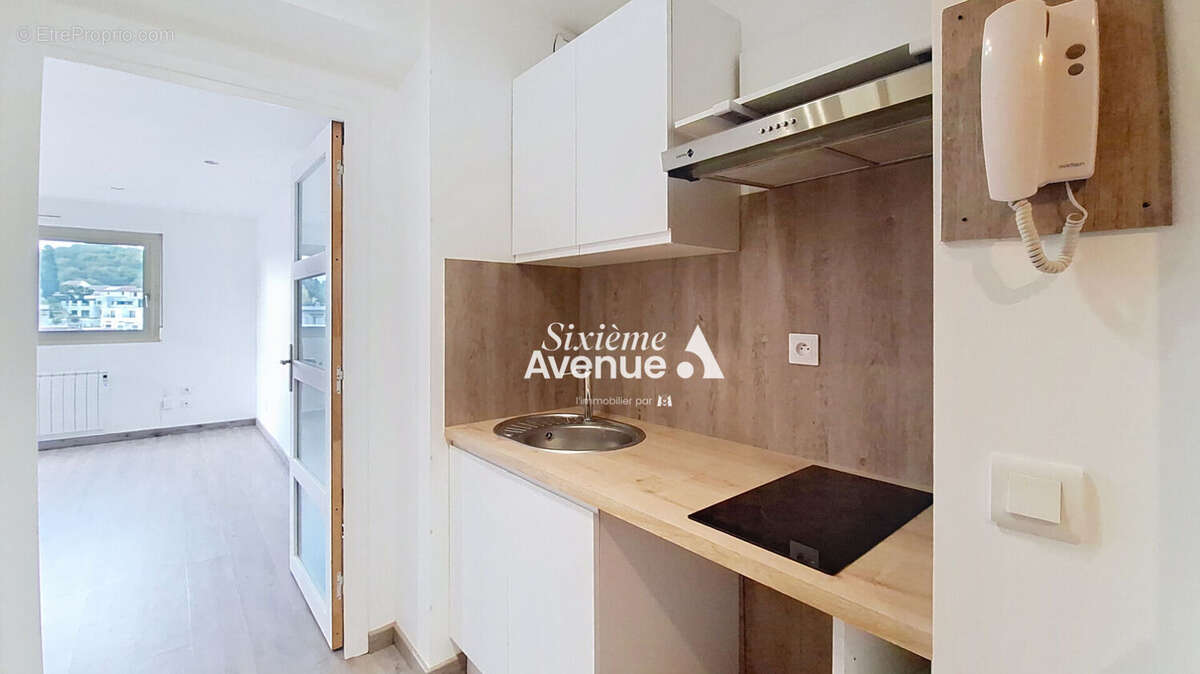 Appartement à MOUGINS