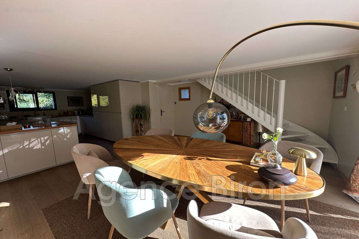 Maison à AIX-EN-PROVENCE