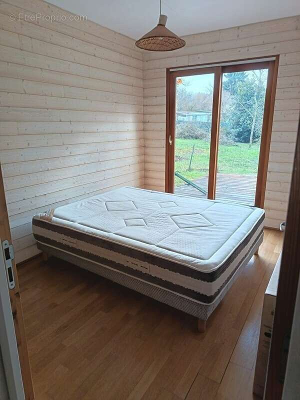 Maison à LA GUERCHE-SUR-L'AUBOIS