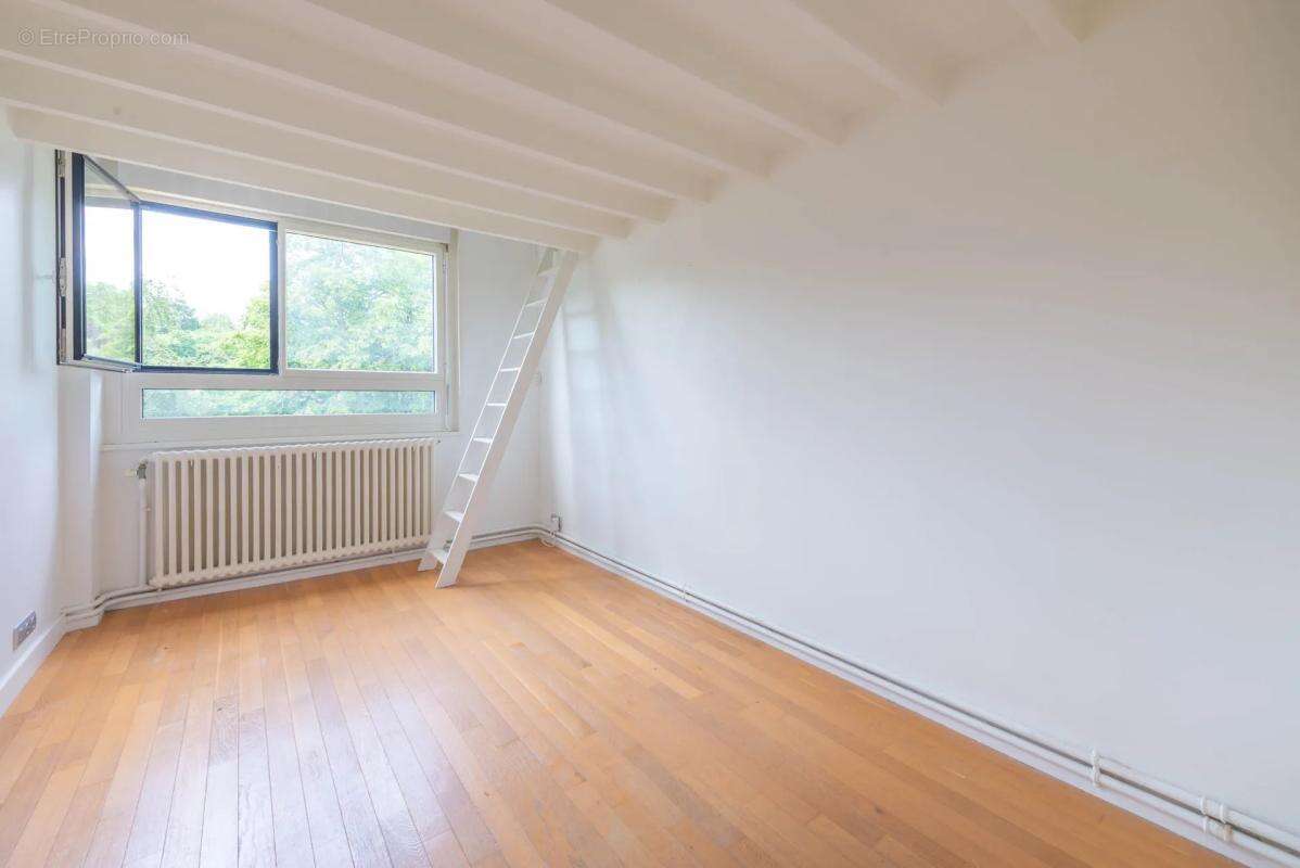 Appartement à LOUVECIENNES