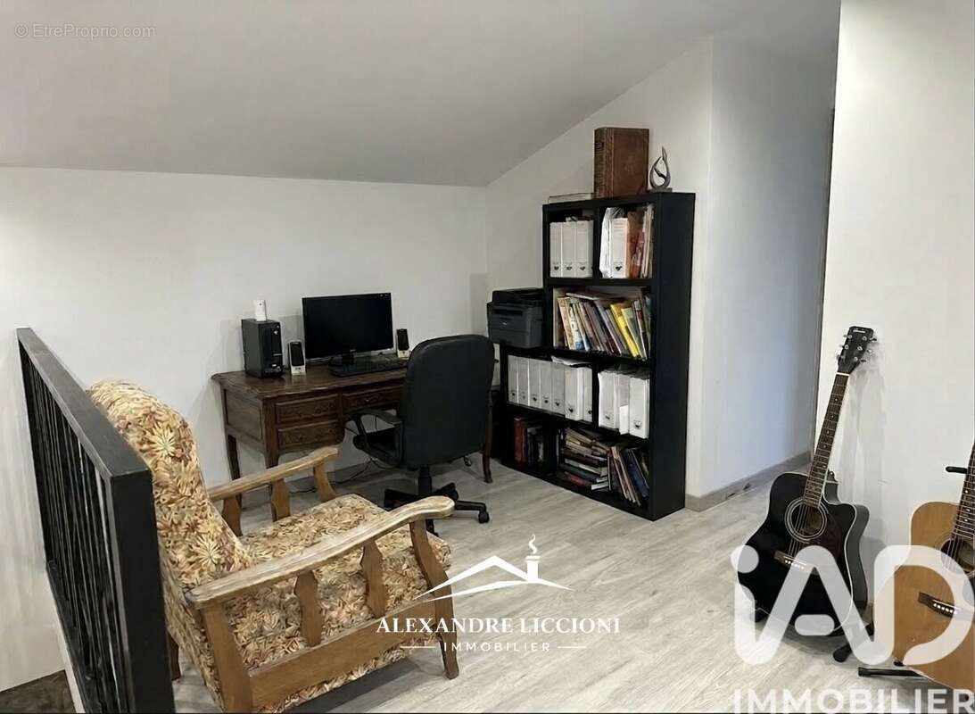 Photo 6 - Maison à TOURVES