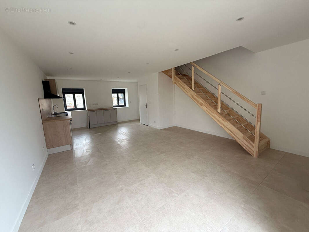 Appartement à CHATILLON-SUR-CHALARONNE